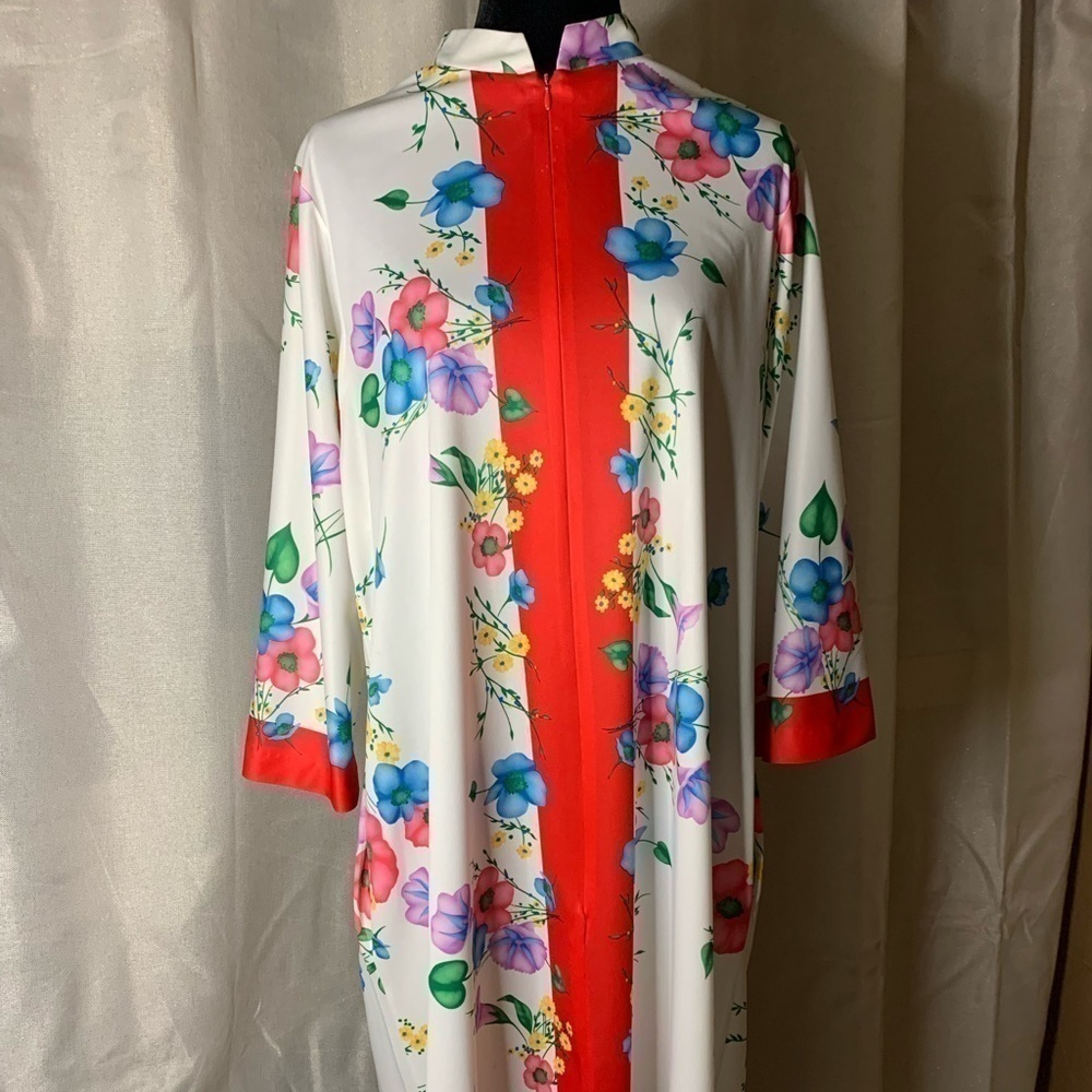 Vintage 1960s pink floral dress Evelyn Pearson white Hawaiian flower hipster   